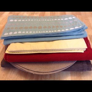 Table cloth HOME 52x70, Table Runner 14x66, pls/mt